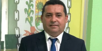 Hexacampeão: Régis Carneiro é eleito entre os melhores prefeitos do Ceará pela sexta vez consecutiva