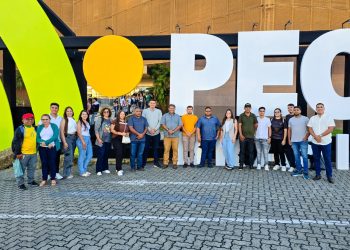 Comitiva de Pedra Branca marca presença na abertura da PEC Brasil em Fortaleza