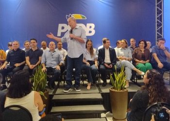 Ciro Gomes dá largada à elaboração de plano de governo para disputa estadual