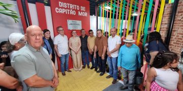 Prefeita Ivioneth Braga entrega nova Quadra Poliesportiva de Capitão-Mor em noite de festa e resgate cultural