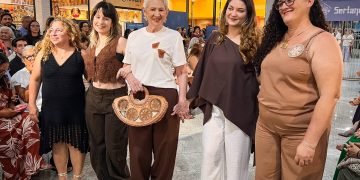 Tradição e Inovação: Coleção Sertanear Leva a Renda Tenerife de Tauá aos Holofotes da Moda Cearense