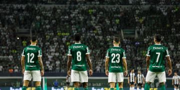 TROPEÇO EM CASA: Palmeiras perde chance de disparar na liderança do Brasileirão após tropeço e empate do Flamengo