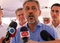 Governador Elmano de Freitas vistoria obras em Quixadá; Hospital Municipal atinge 52% de execução em pacote que soma R$ 30 milhões em investimentos