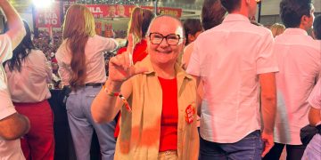 Prefeita Ivonete Braga prestigia convenção do PT e reforça apoio a Elmano de Freitas ao lado do presidente Lula