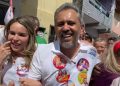 Elmano dá o pontapé inicial na campanha no Pirambu ao lado de Gabriela Aguiar, Cid Gomes e  luizianne lins