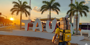 Consumidores de Tauá enfrentam bloqueio em entregas do Mercado Livre após fechamento do centro de distribuição em Pedra Branca