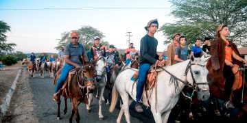 Tradição: Cavalgada dos Vaqueiros marca festejos de Bom Jesus dos Passos em Tauá