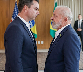 Eleições 2026: Apuração Final do 1º Turno Confirma Disputa Presidencial entre Flávio Bolsonaro e Lula no 2º Turno