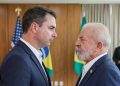 Eleições 2026: Apuração Final do 1º Turno Confirma Disputa Presidencial entre Flávio Bolsonaro e Lula no 2º Turno