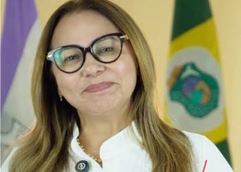 ALERTA NO SERTÃO CENTRAL: Golpistas usam foto e nome da prefeita Márcia Zomin para pedir Pix via WhatsApp
