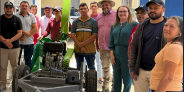 Fortalecimento no campo: Gestão Ivoneth Braga entrega ensiladeiras para produtores de leite em Pedra Branca
