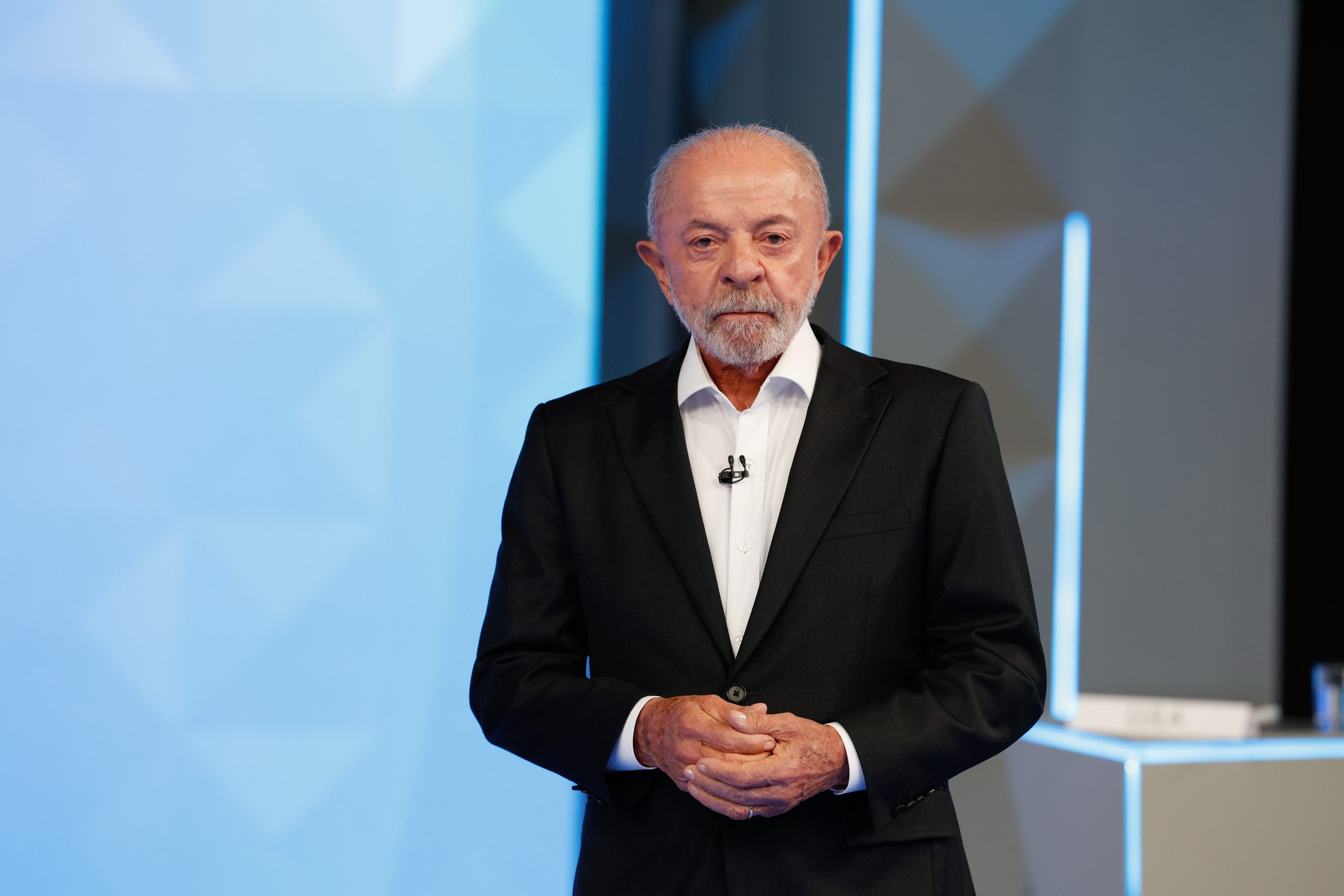 Entenda: Lula teme repercussão internacional das medidas do STF contra Flávio Bolsonaro e possível asilo nos EUA